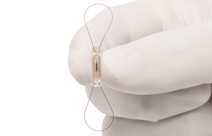 cardiomems-met-hand