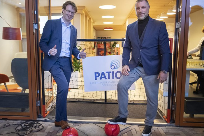 Voetballer John de Wolf opent PATIO, het centrum voor oncologische patiënten