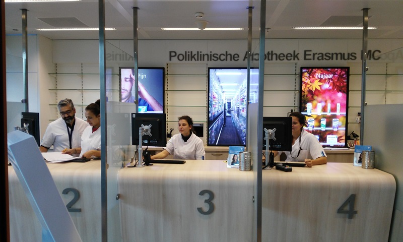 Poliklinische-Apotheek-Erasmus MC-Balie-Zimmermanweg