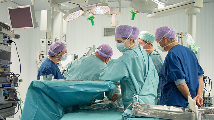 Kinderthorax - Operatie waarbij een prothese in de borstkas geplaatst wordt