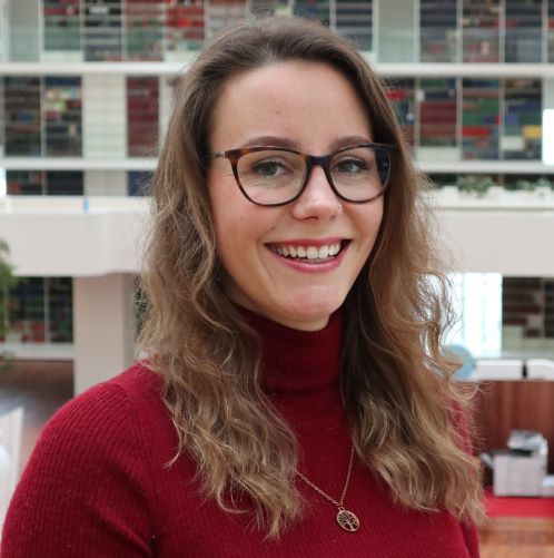 Portretfoto van Simone Langeveld