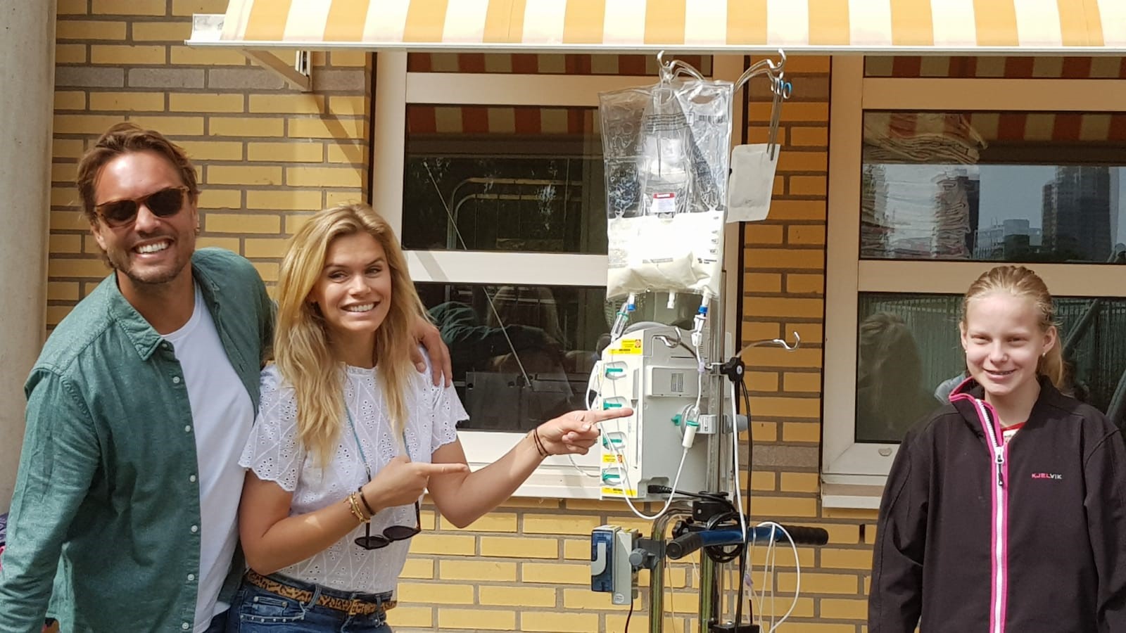 Opening speeltuin met Nicolette van Dam