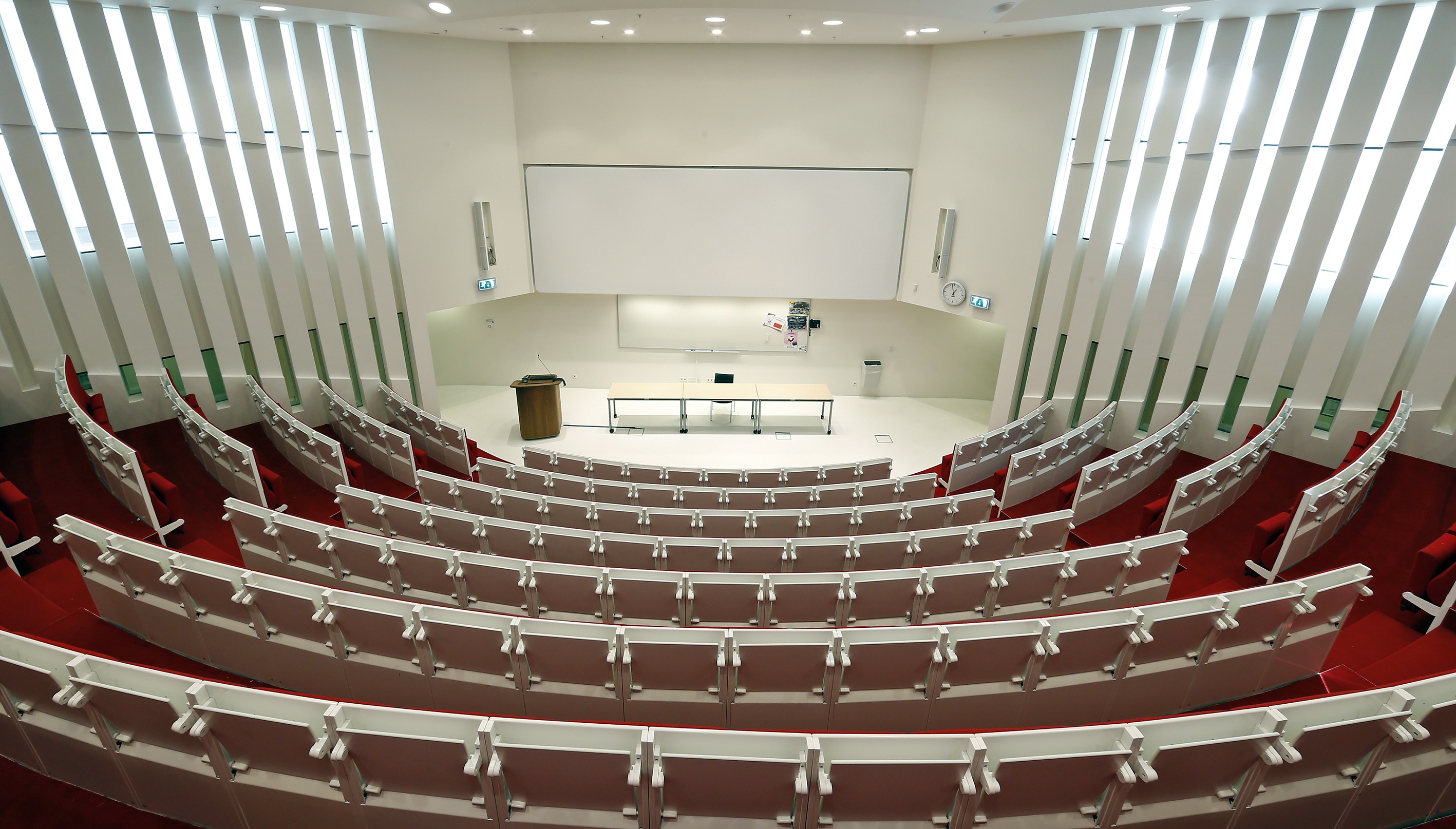 Lege college zaal